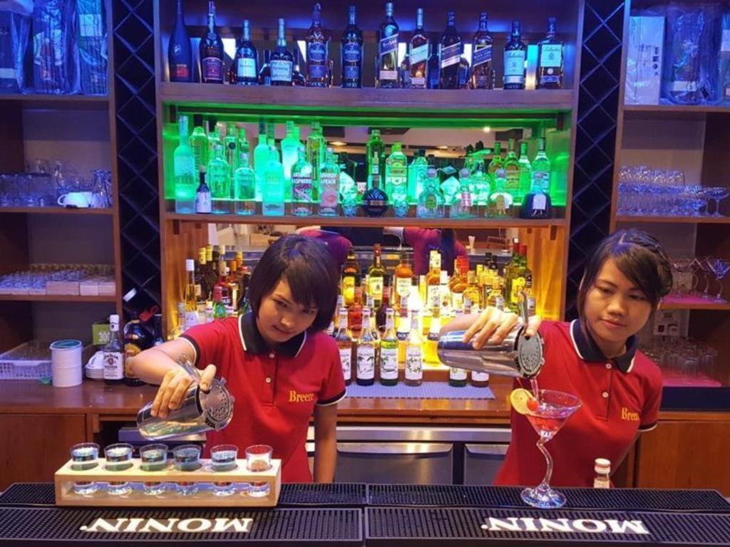 Asian Smile Hotel Rangoon Eksteriør billede