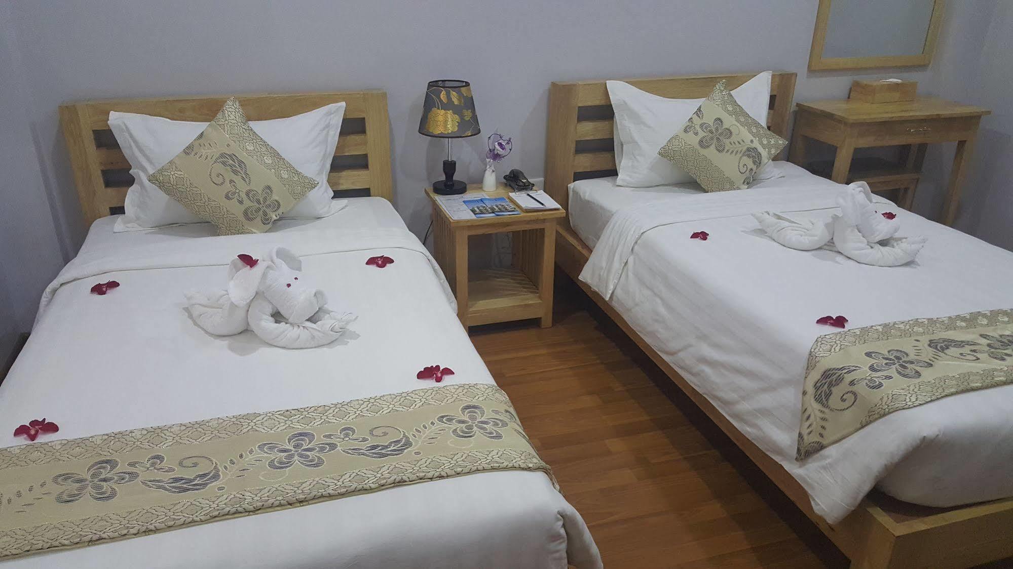 Asian Smile Hotel Rangoon Eksteriør billede