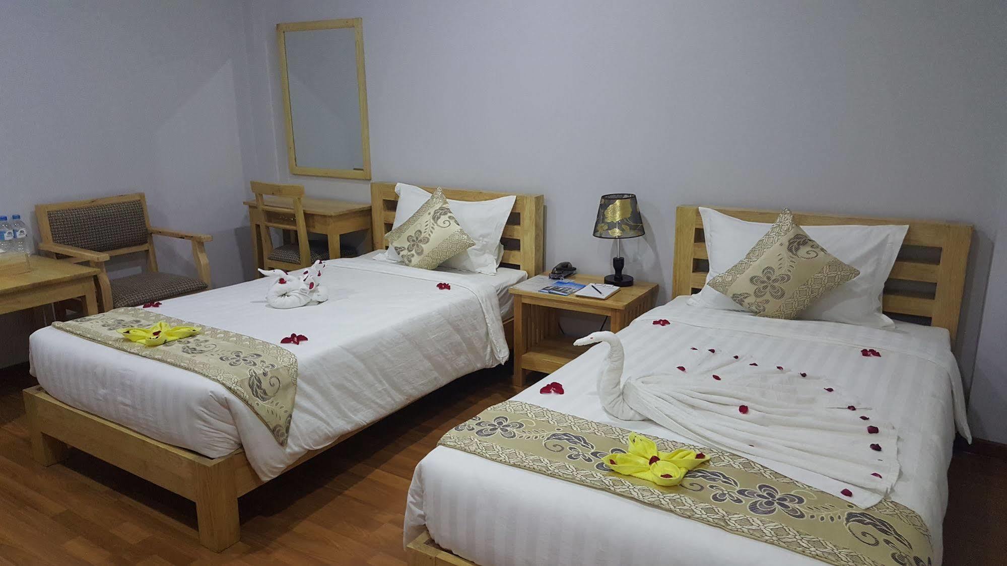 Asian Smile Hotel Rangoon Eksteriør billede